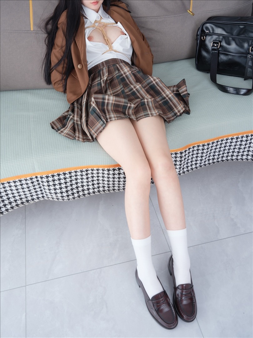小恩---捆绑-110P1V-767GB-20231110b-11-10