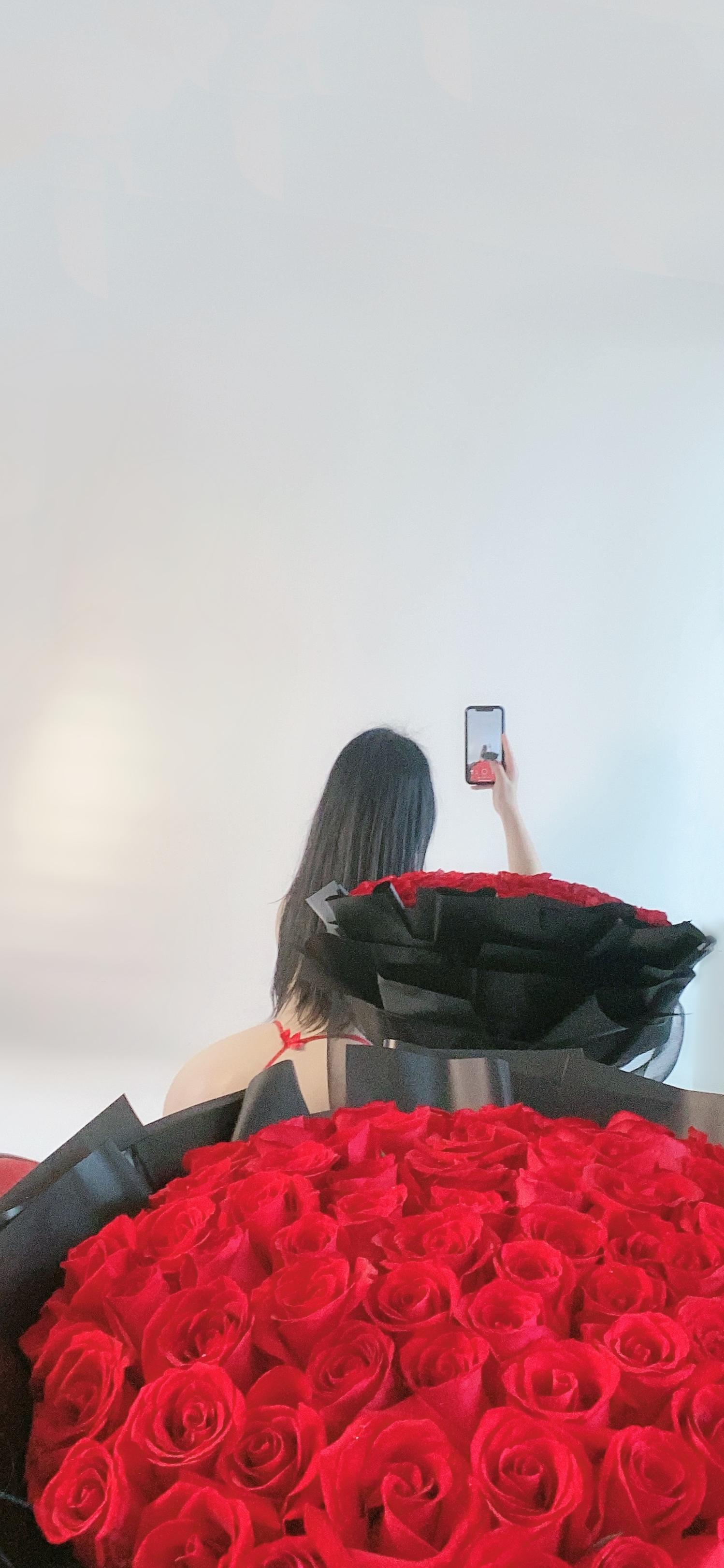 俏妞qiaoniuTT--NO049-挚爱献礼41P-2V-1183M-06-23