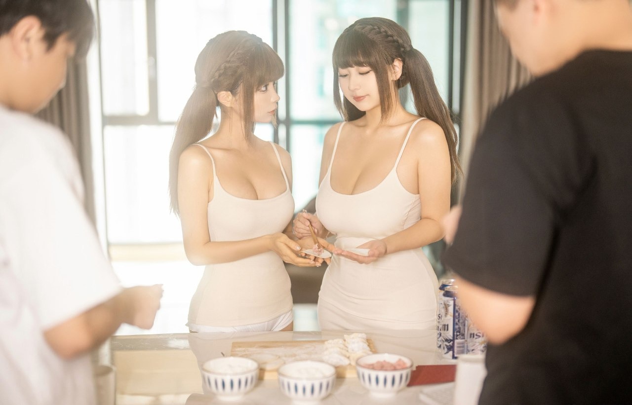 蠢沫沫--浅安安---新年贺岁枪版-100P-315MB-20240316d-03-16