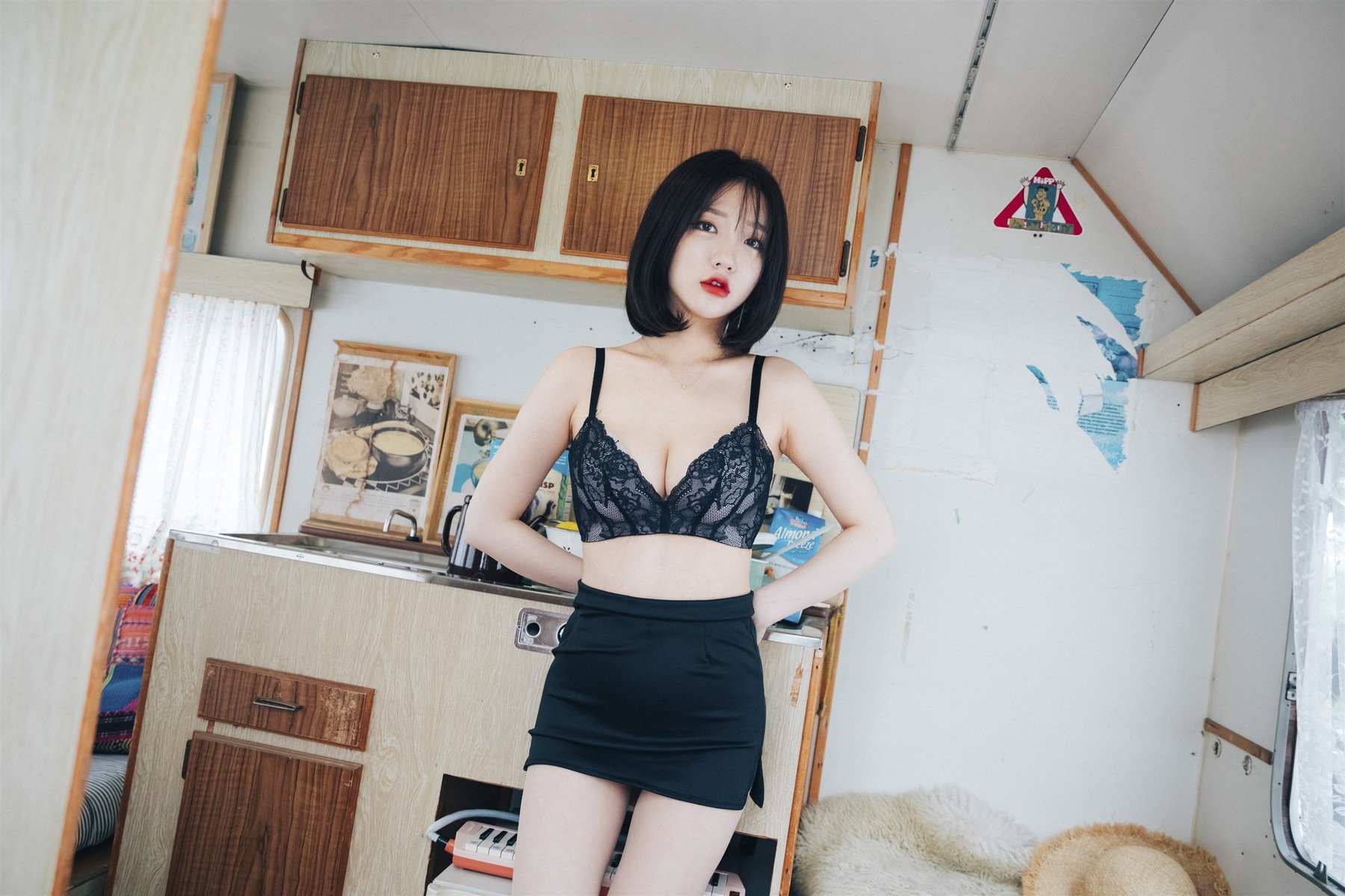 Son-Yeeun-손예은-LOOZY-Officegirl-s-Vacation-Vol02-8211-Set02-12-02