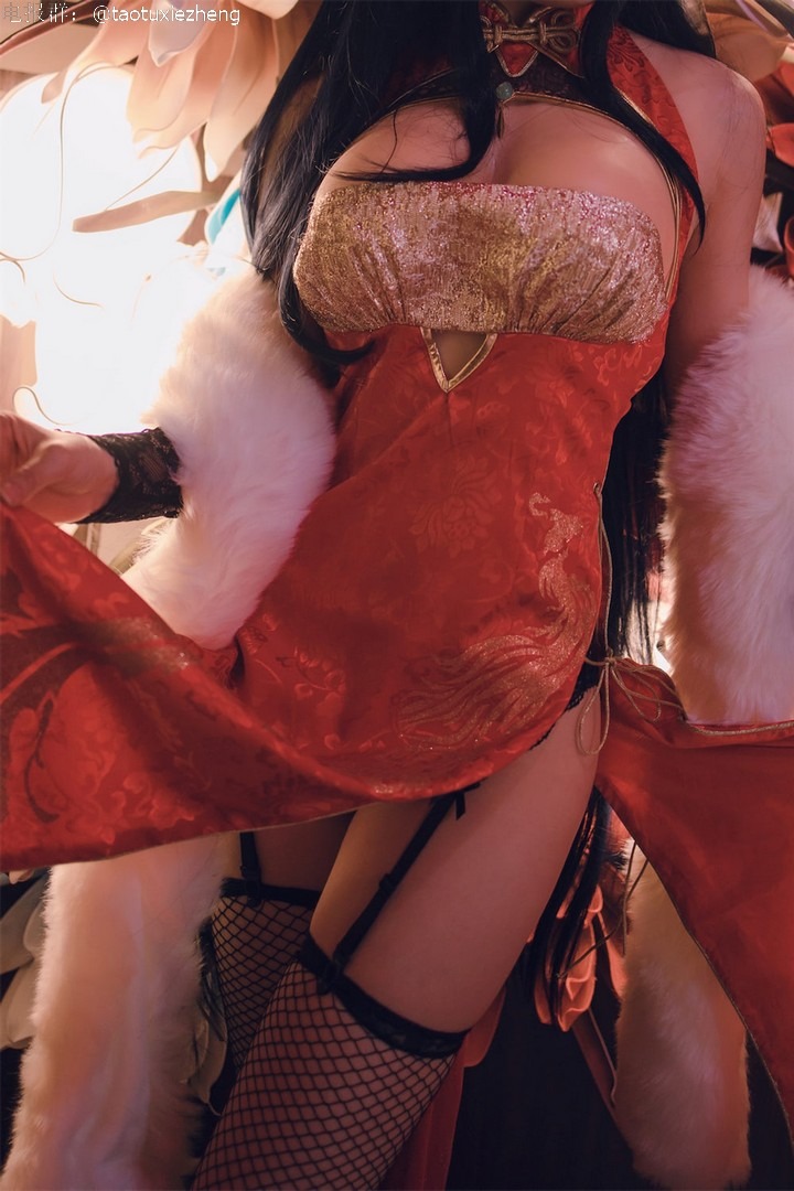 coser衣衣-碧蓝航线-大凤旗袍35P-112MB-02-09