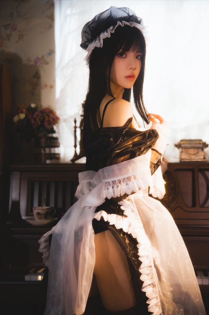 桜桃喵-2023年12月-透明女仆-46P2V-391MB-20240307f-03-08