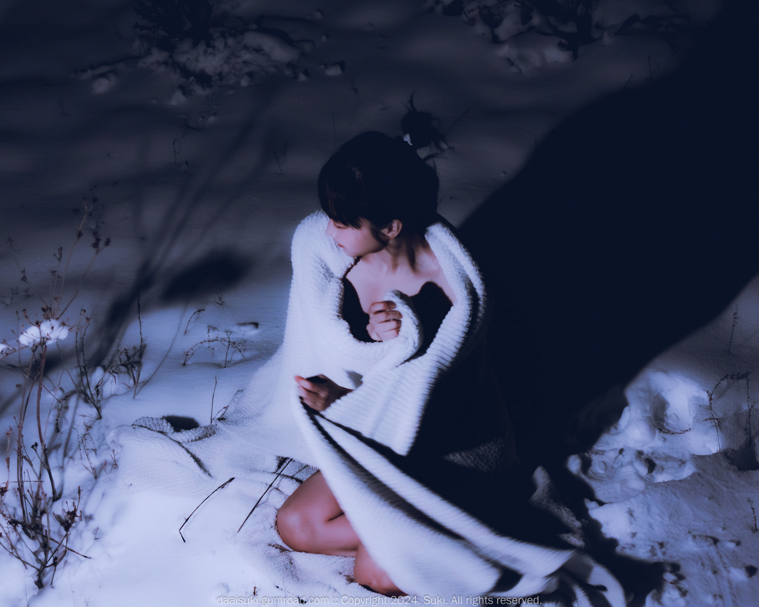 Suki-숙희-Photobook-8220Snowy-Night8221-Set01-07-13