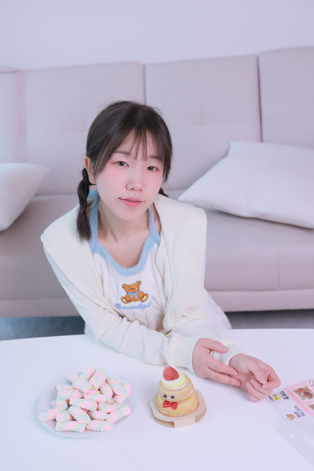 Han-Yeri-한예리-SWEETBOX-SWTB-Vol25-Set02-11-07