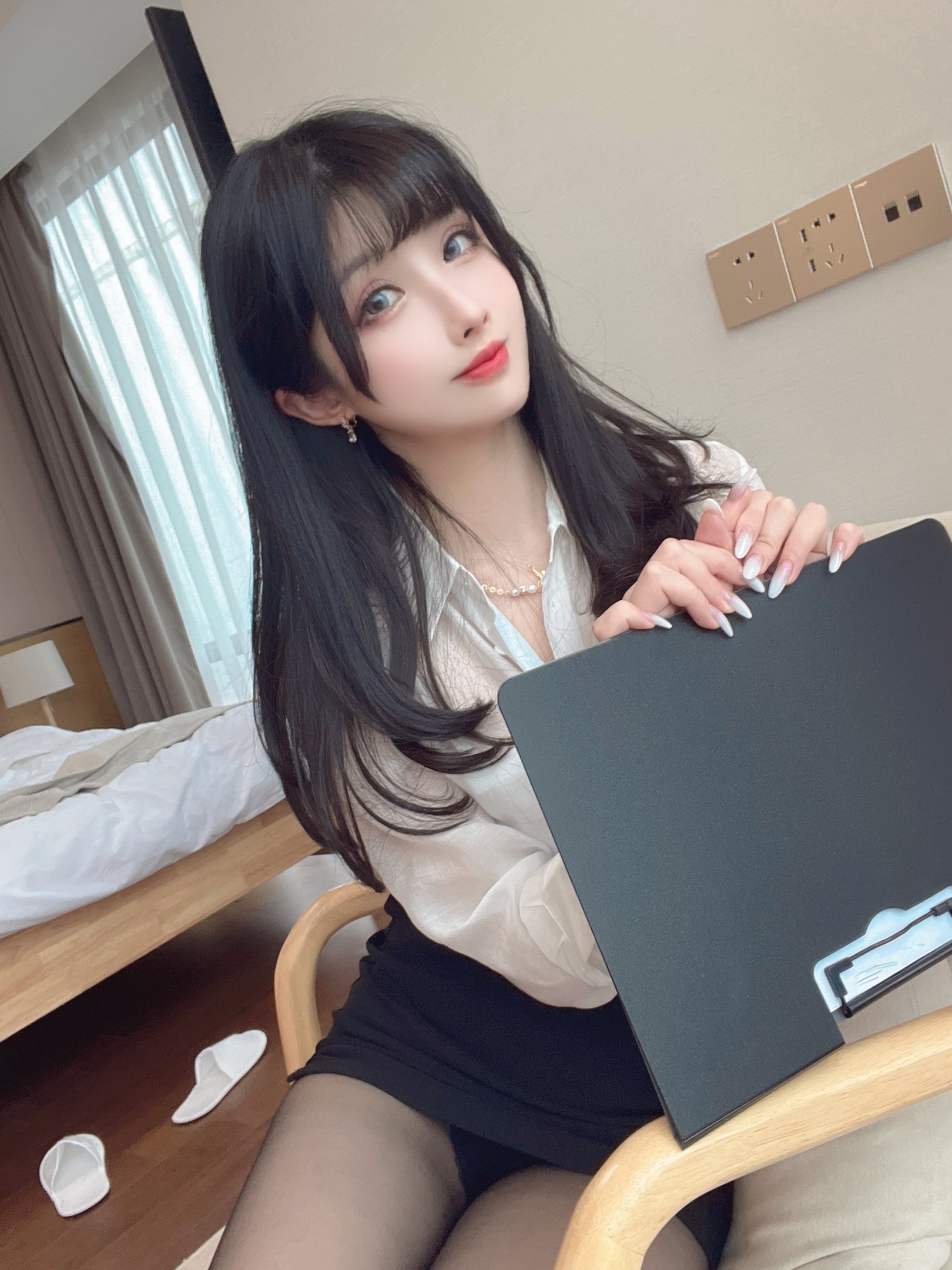 rioko凉凉子肉扣热热子面饼仙儿--OL前辈-05-28