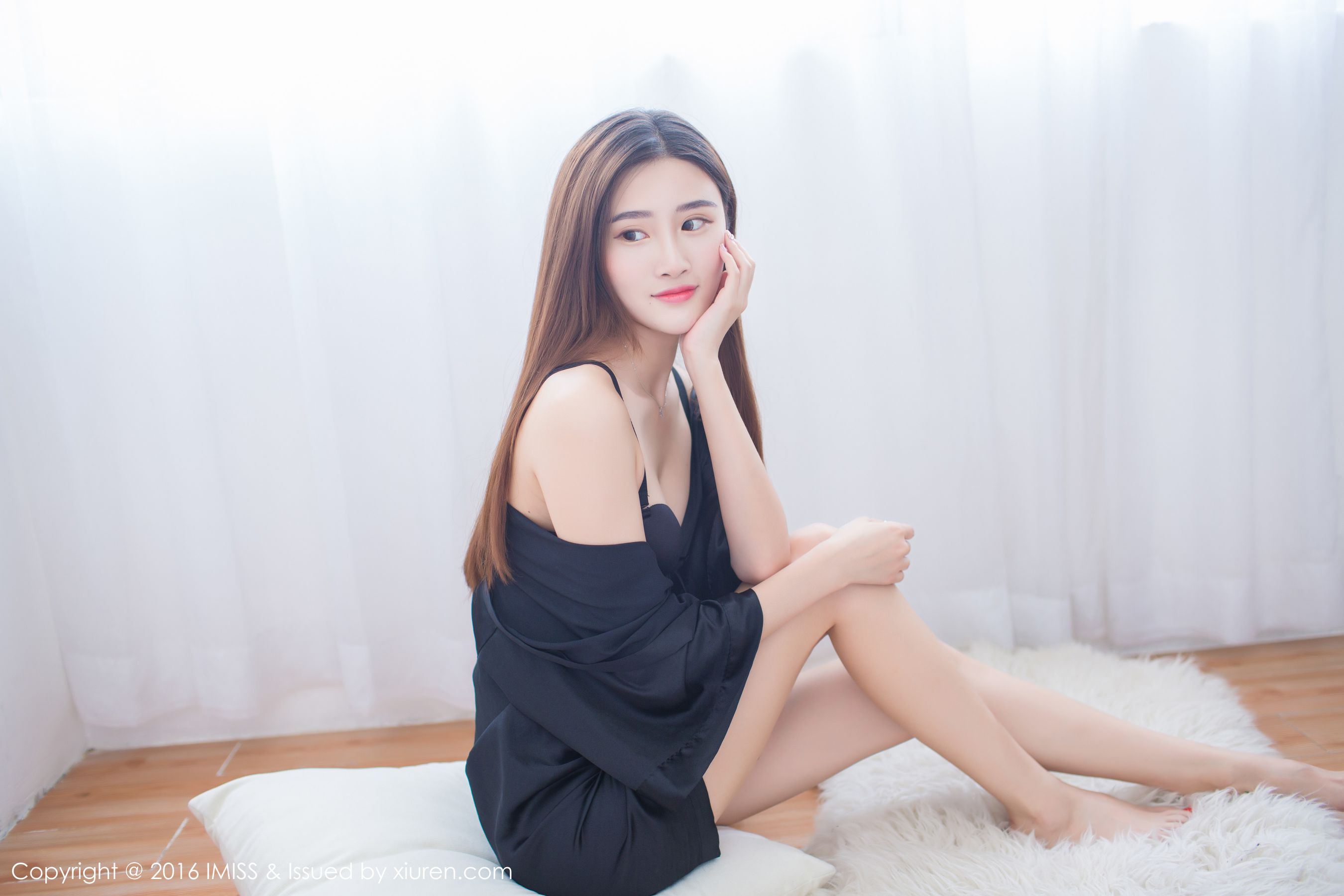 格格污巫温文尔雅小家碧玉型美女-爱蜜社IMiss-Vol135-04-19
