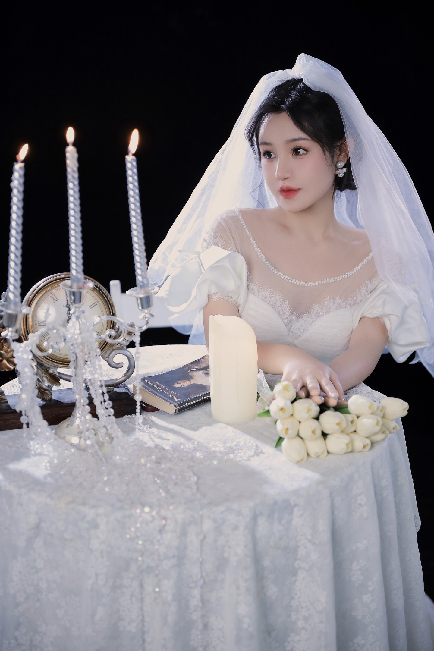 最美婚纱新娘性感白丝衬托诱人酮体-10-07