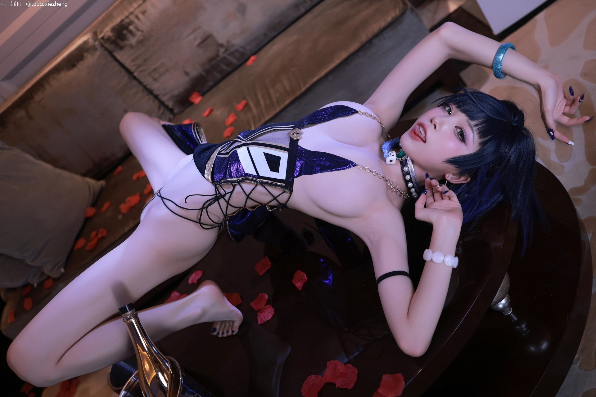 水淼Aqua--NO141-夜兰礼服-85P-128MB-05-16