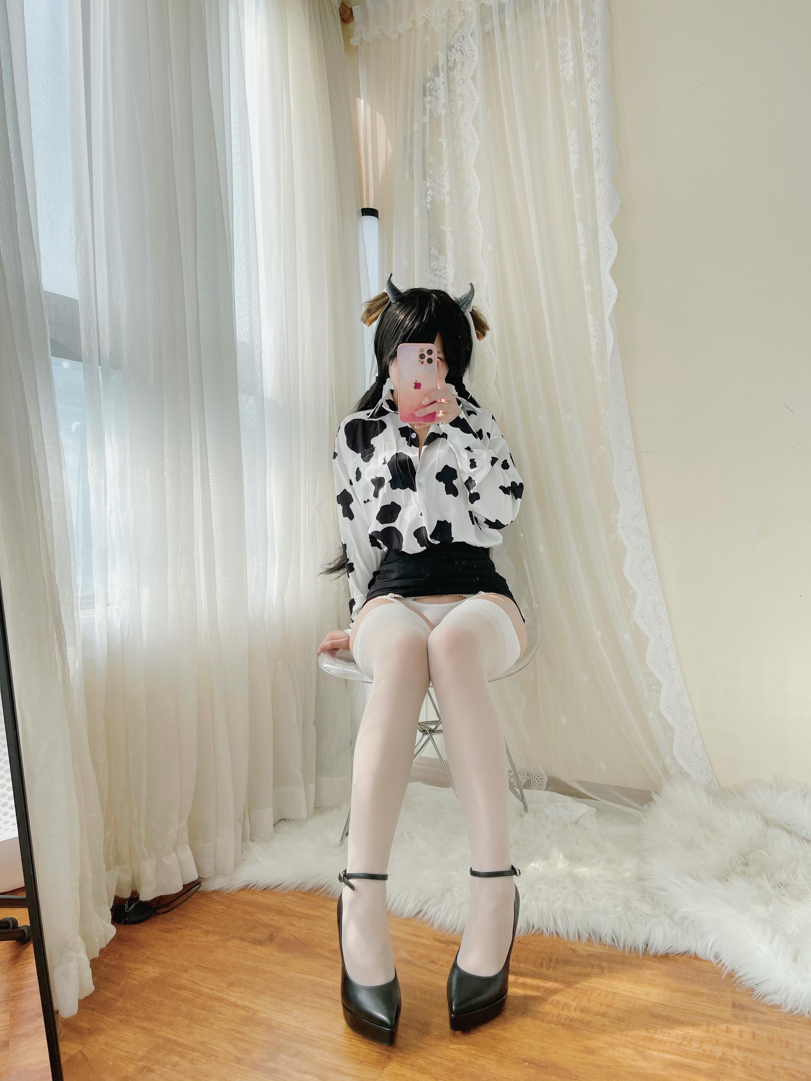 017-小仓千代w---奶牛衬衣-30P-8346-MB-02-06