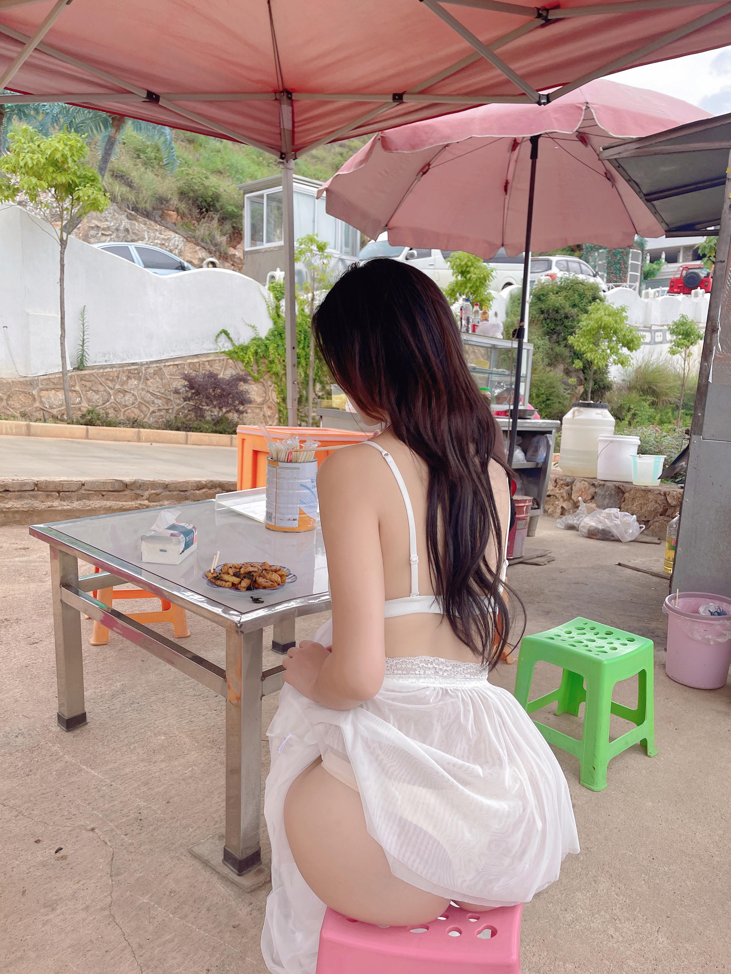 就是阿朱啊--NO048-撩开裙子32P-92M-07-09