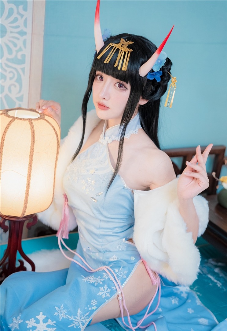 紫氯氯---能代-貅-旗袍-18P-271MB-20231018e-10-18