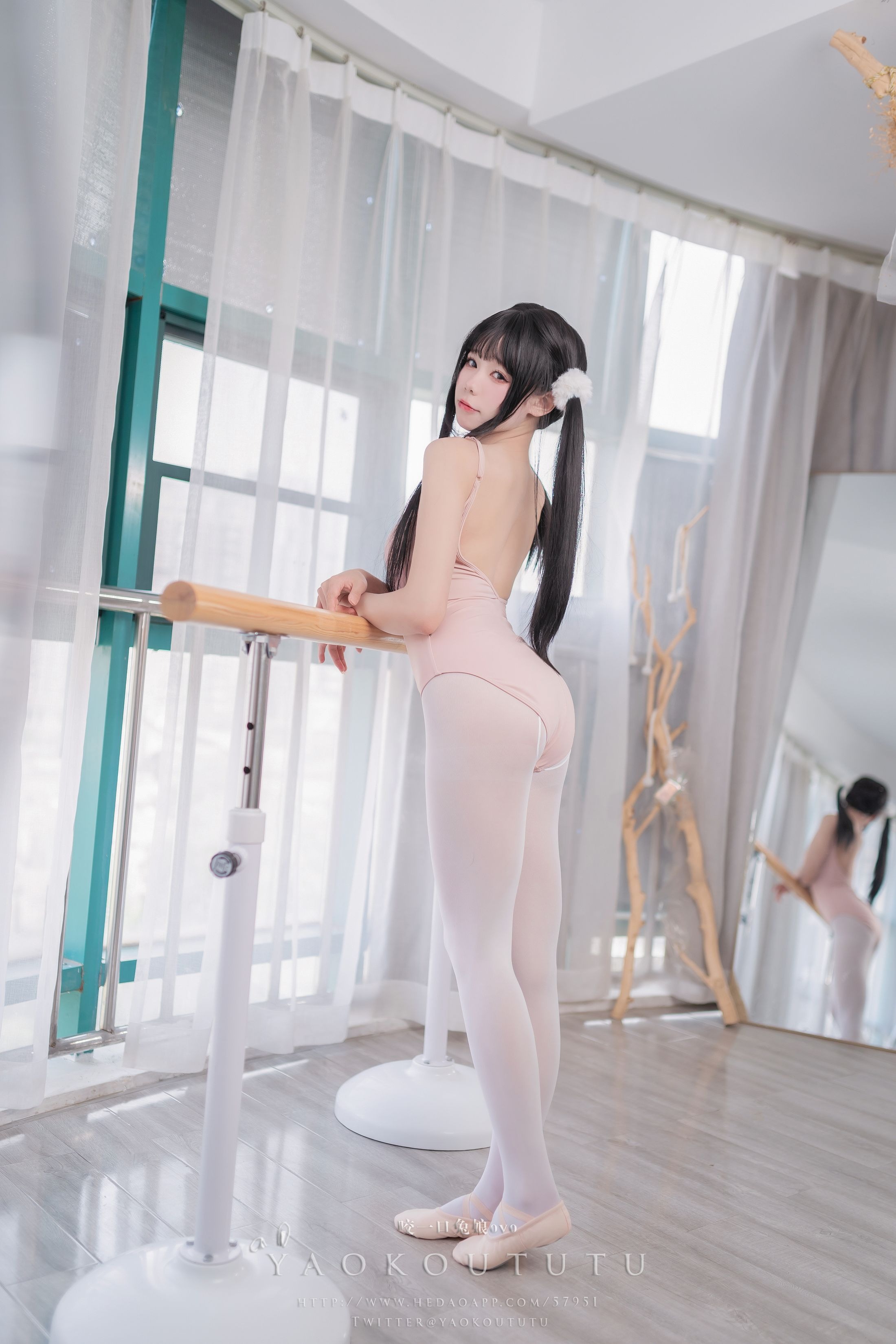 黏黏团子兔咬一口兔娘---来不及的舞蹈课-86P-06-20