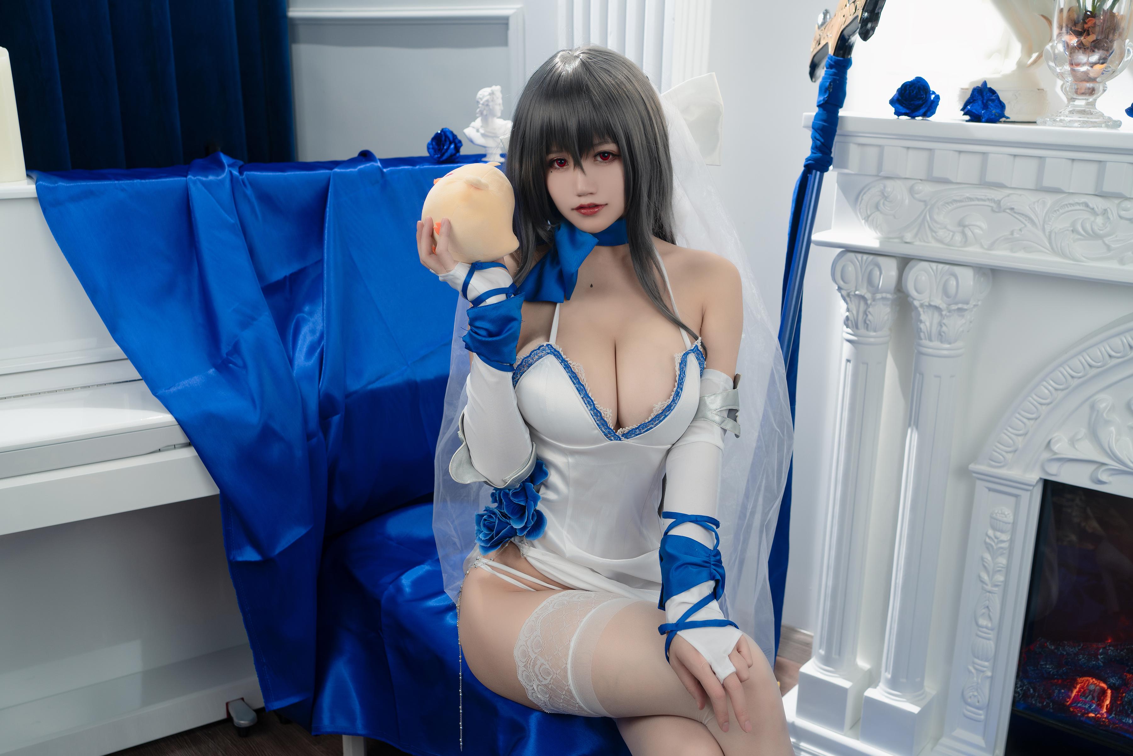 026-小仓千代w---路易九世礼服-20P-13831-MB-02-06