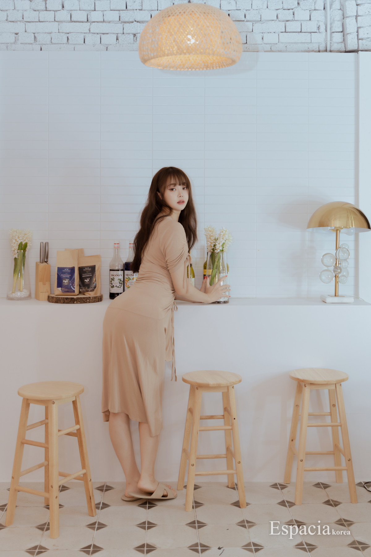 Inah-이나-Espacia-Korea-EHC131-06-18