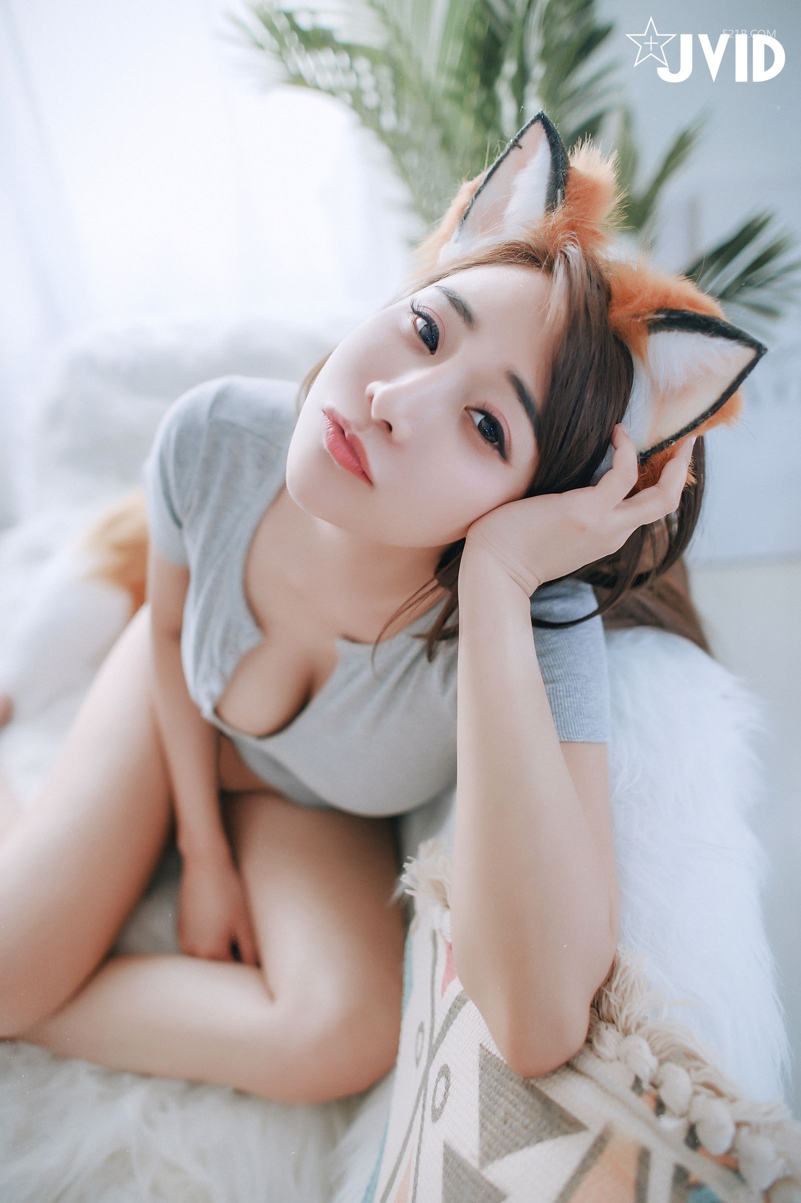 人气爆乳女神-乐乐狐妖女友榨精-超狂尺度G奶乳交口爆-09-23