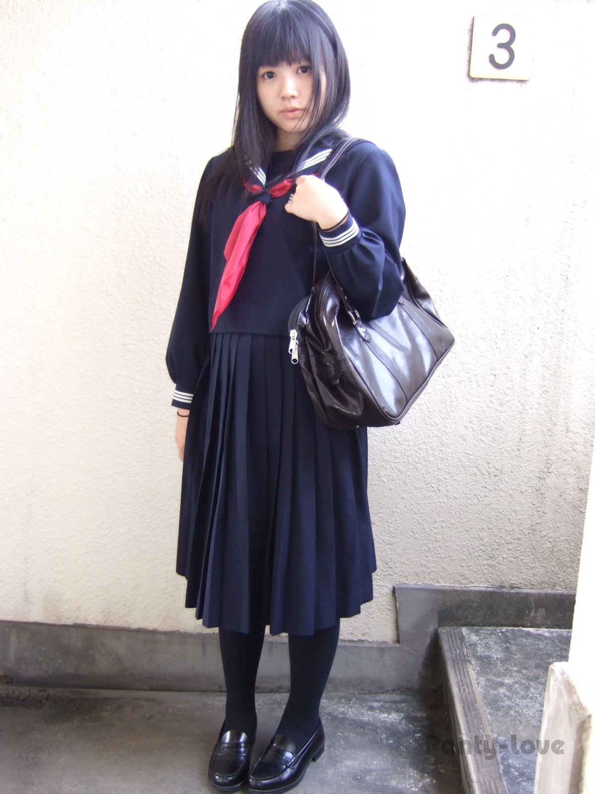 日本可爱制服嫩妹-11-12