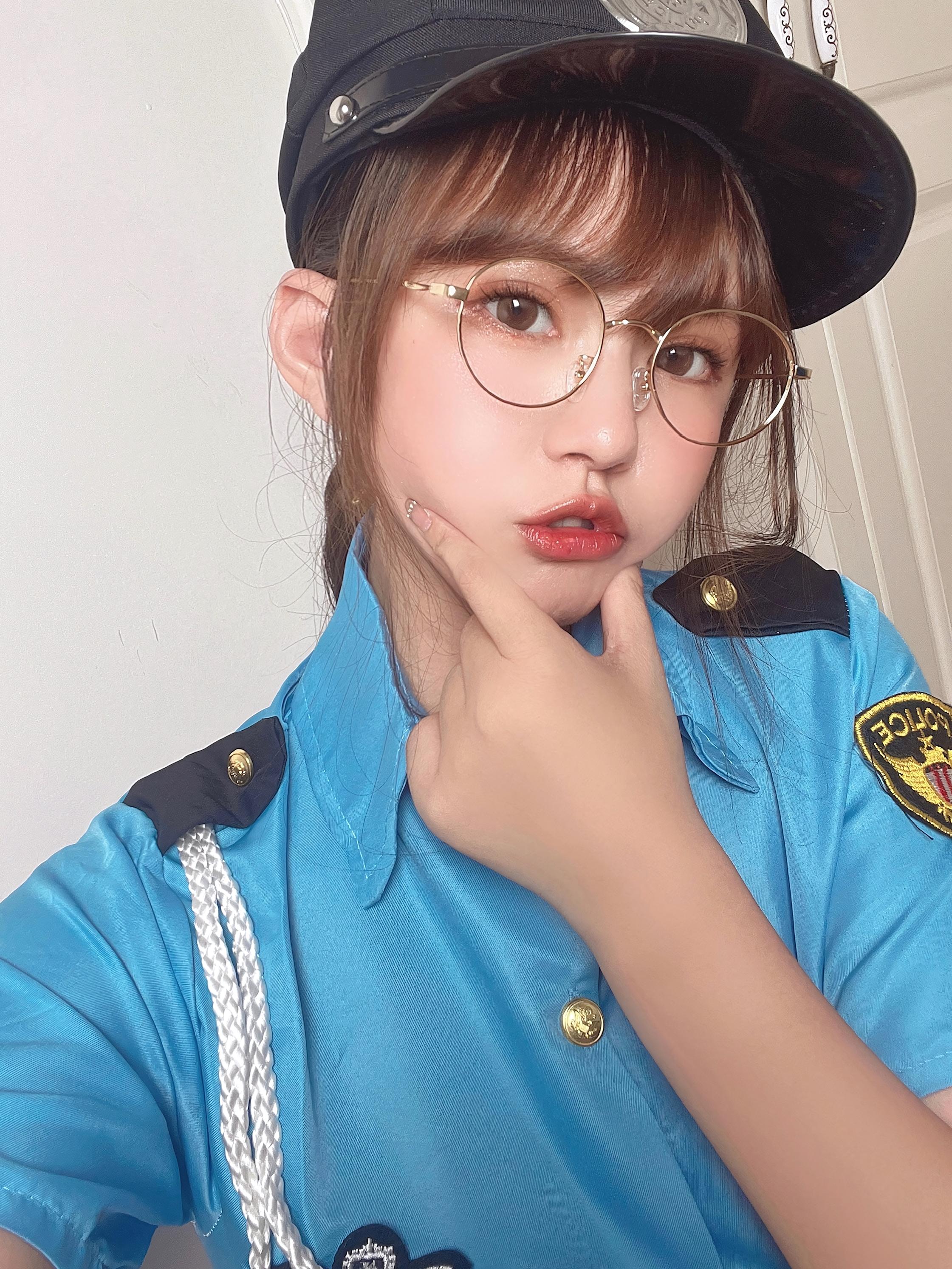 张思允-微蜜圈---NO010-女警制服35P-7V-355M-06-29