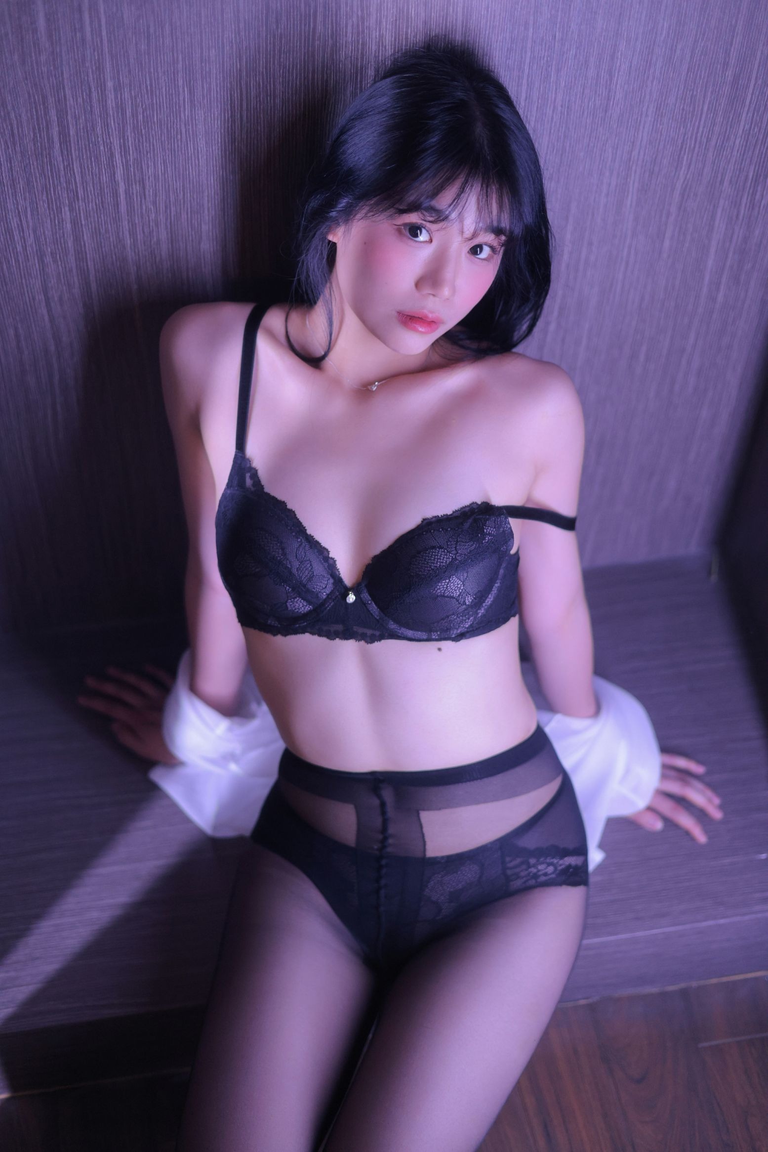 Yui--blackroom-03-02-2