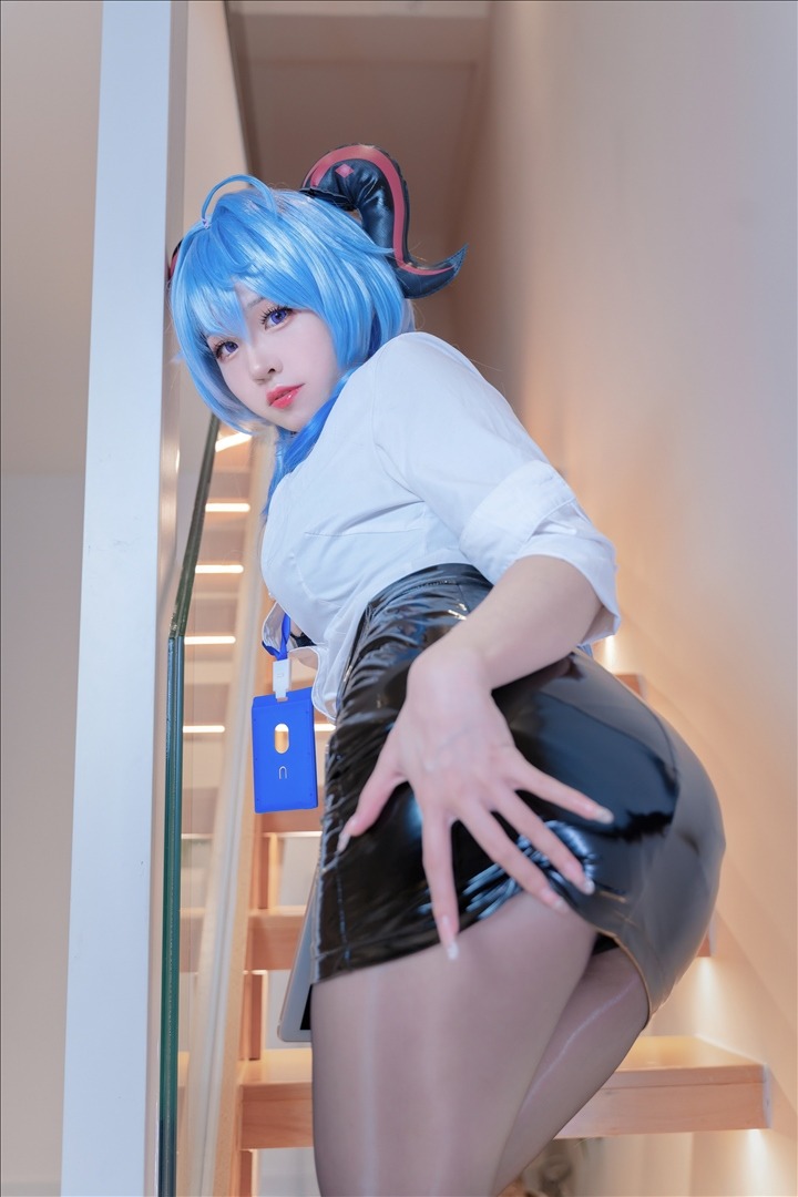 miko酱ww---原神-甘雨OL-43P-111MB-20240108d-01-08