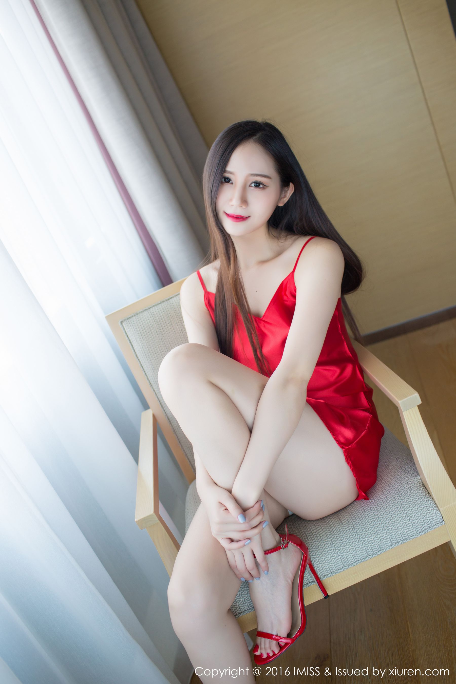 SISY思红色睡衣和一套粉色内衣-爱蜜社IMiss-Vol124-04-17