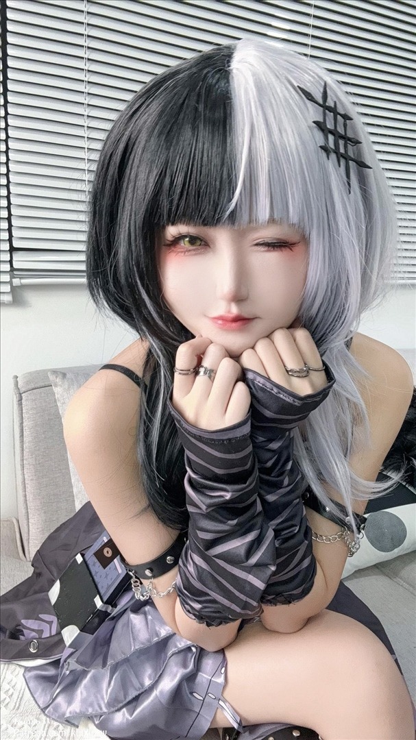 Kuuko-W---Shiori-Novella-Hololive-37P-283MB-20230214a-02-13