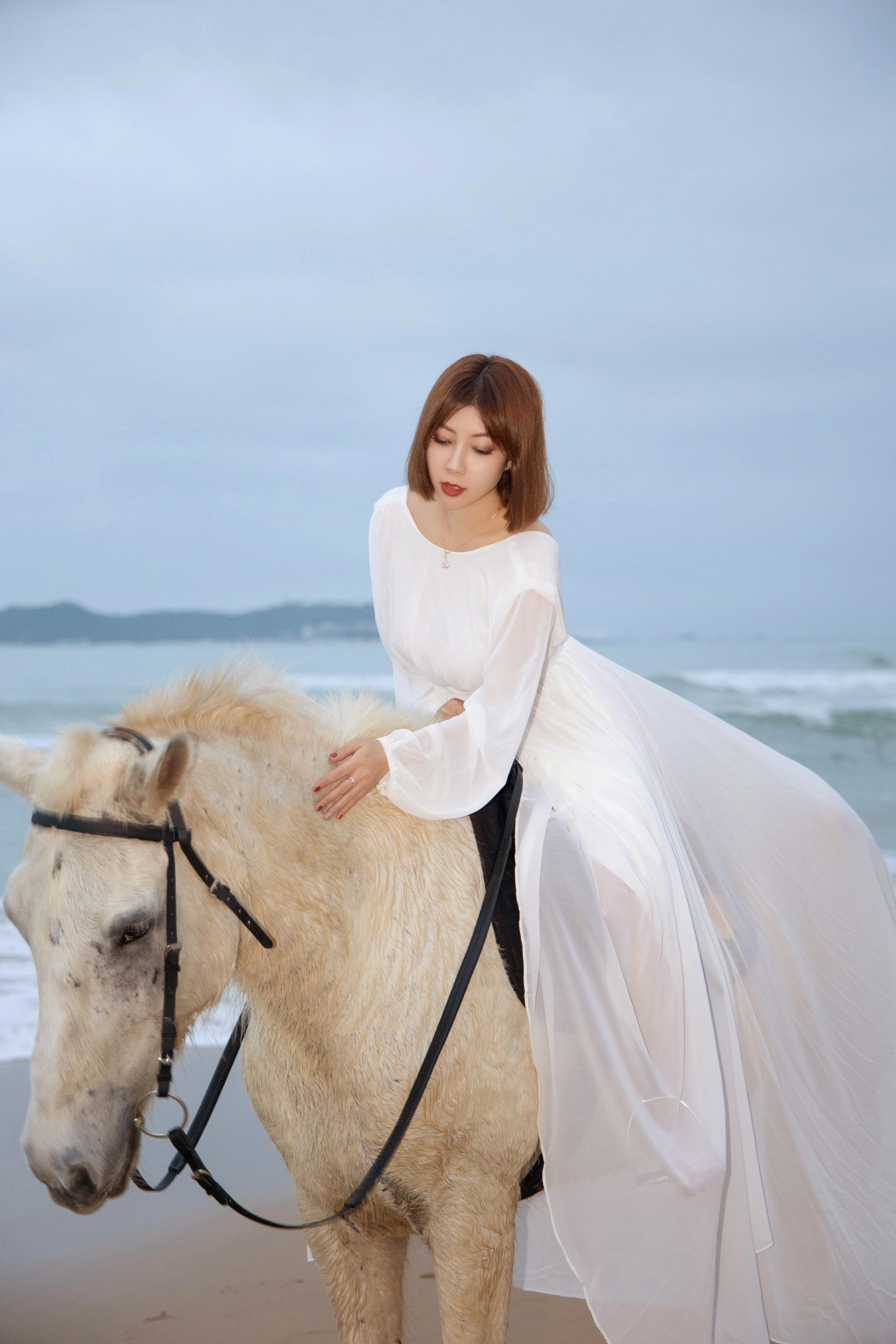 果儿Victoria-微密圈-NO022-公主与野兽-36P291MB-07-11
