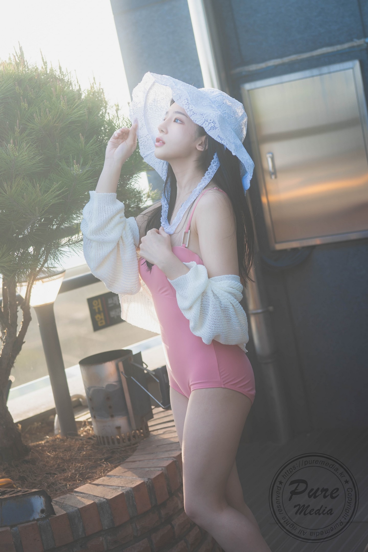 超顶级模特Yeha唯泳池女友美妙胴体-06-05