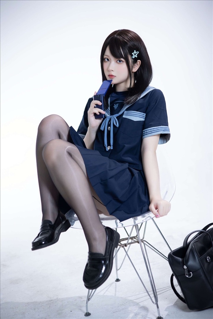 屿鱼---黑丝死库水-19P-19P-1751-MB-20240803x-08-04