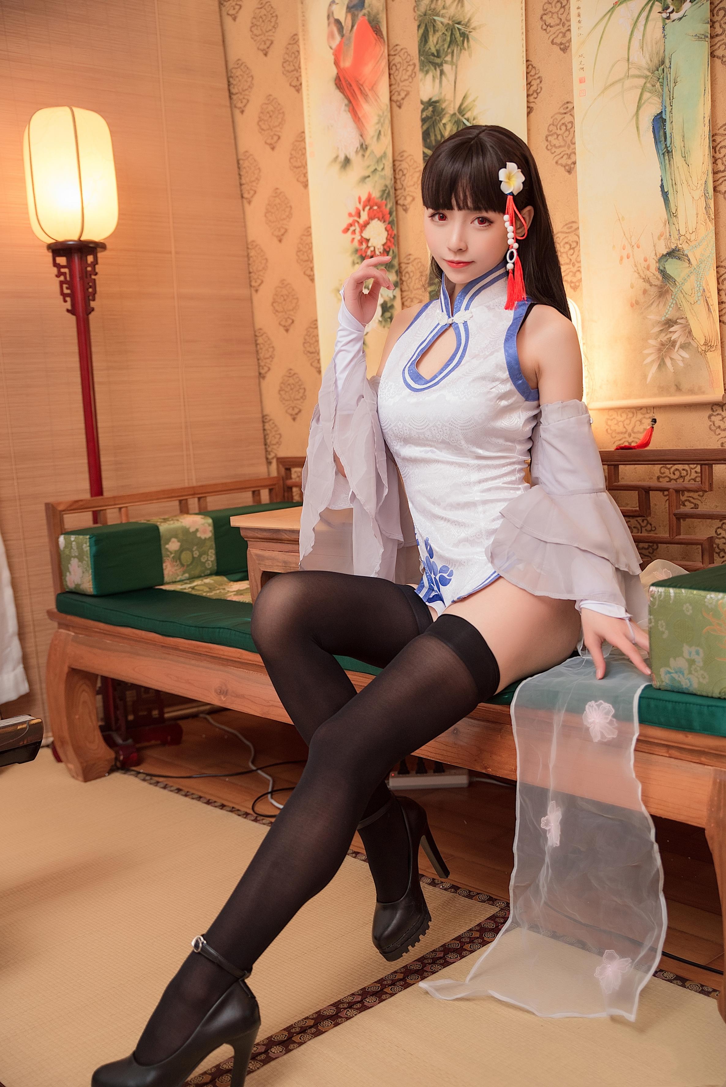 001-大大卷卷小卷---黑丝旗袍-8P-12526-MB-05-24