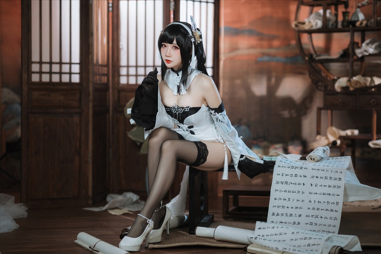焖焖碳---碧蓝航线-鎮海-白黑礼服-23P-182MB-20231018b-10-18