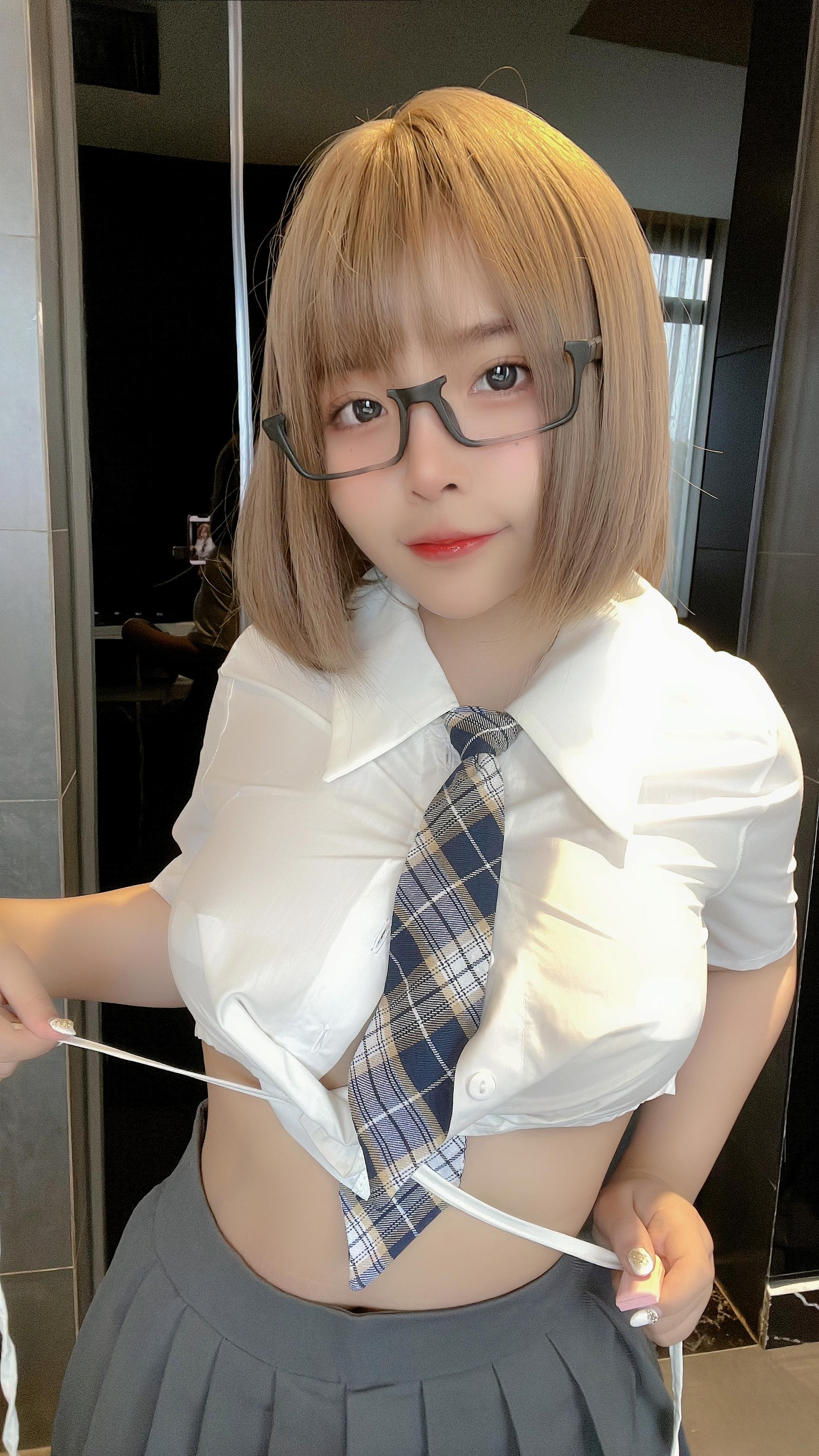 022-Sayo-momo-Public-WC-After-School-44P-3V-17271-MB-07-14