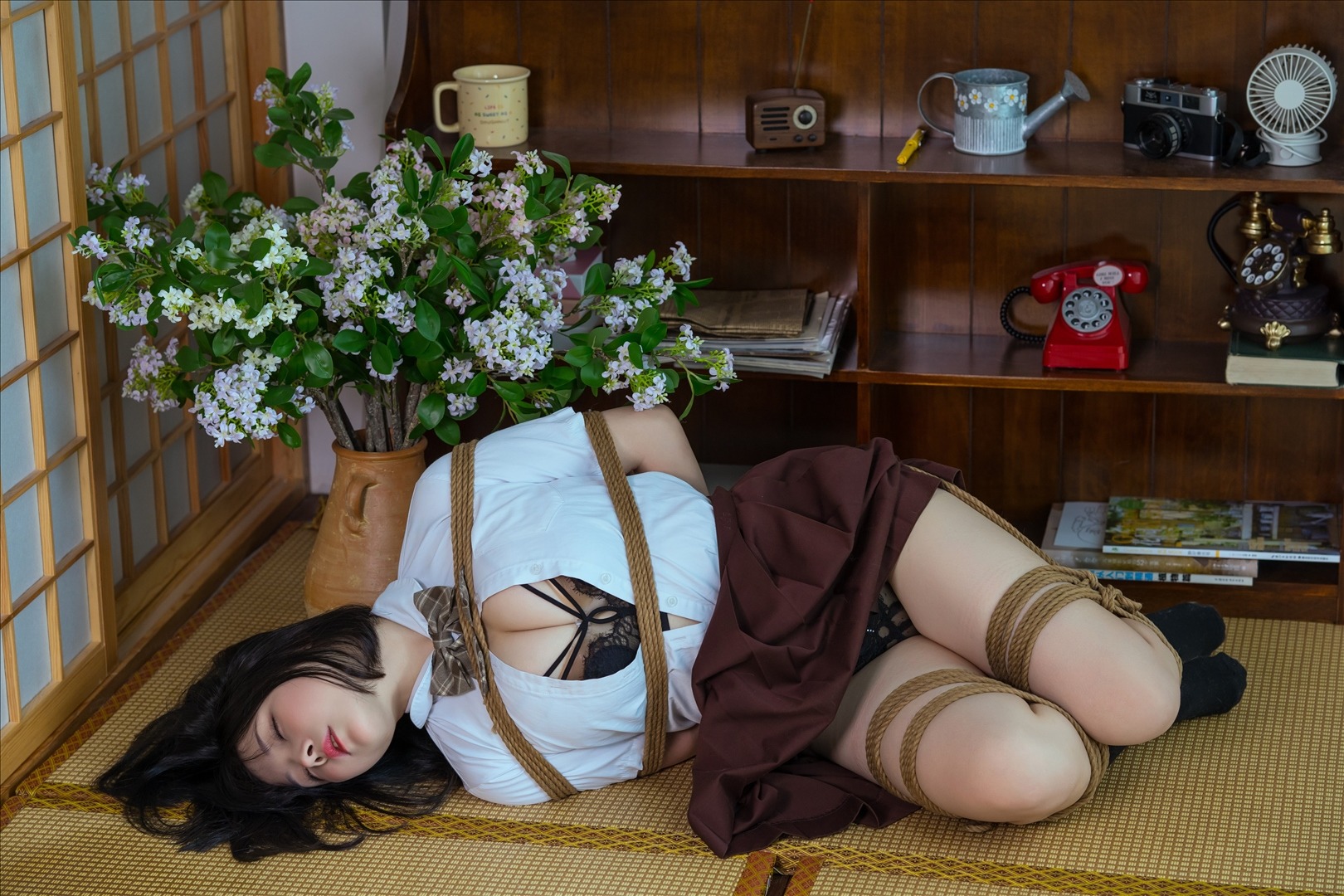奈汐酱nice---潮汐-24P-116MB-20231119f-11-19