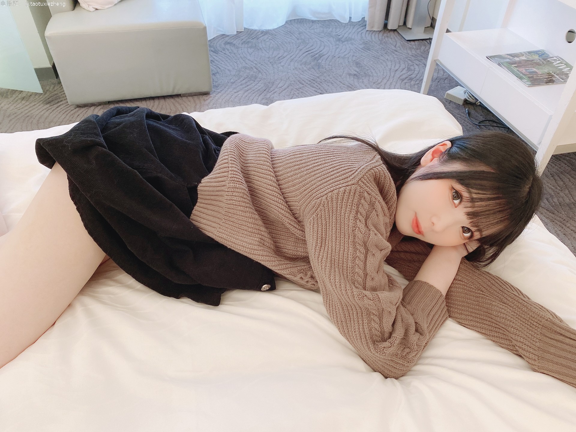 霜月shimo--NO083-Fantia-2302月会员订阅合集-72P-417MB-05-13