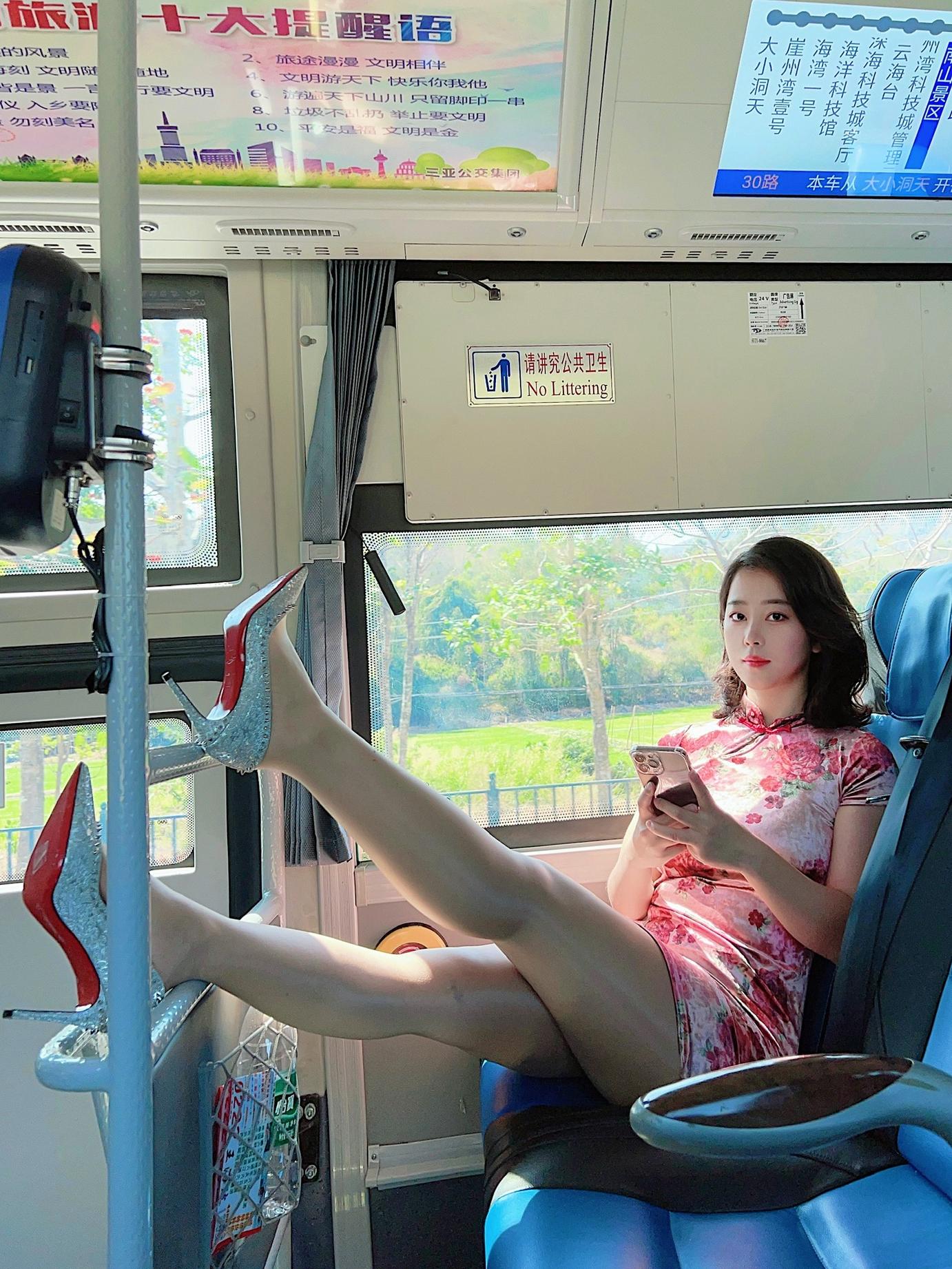 009张老师微密圈系列--0223-030492P104MB-06-17